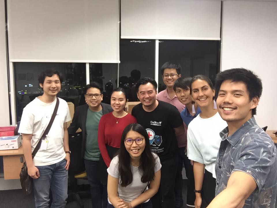 A past Solopreneur Support Group session, hosted by Jason Shong